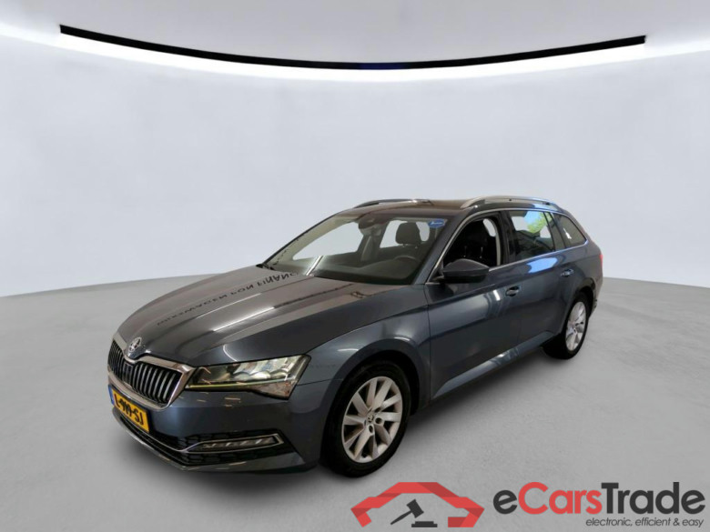 SKODA Superb Combi 110 kW #1