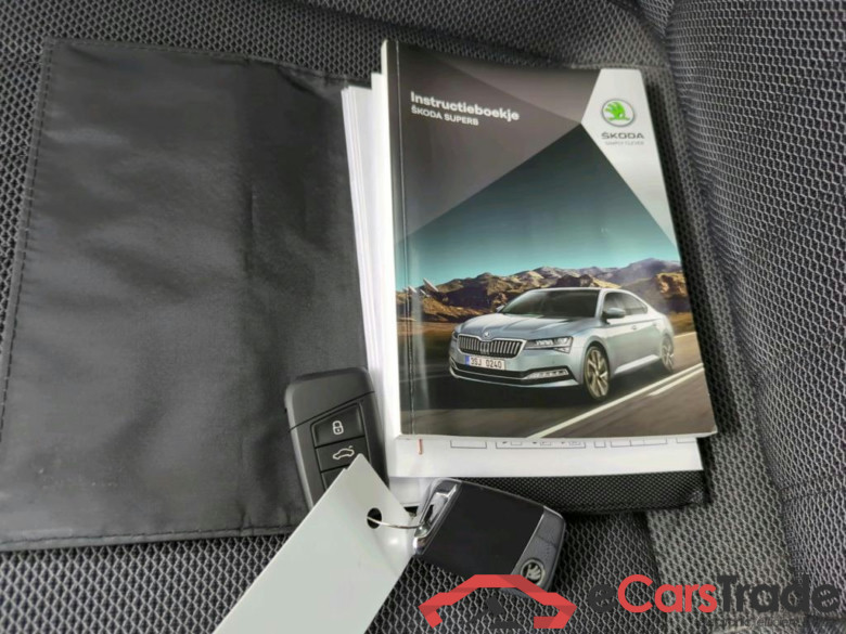SKODA Superb Combi 110 kW #6