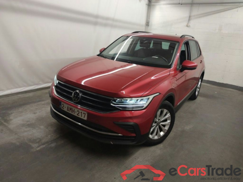 Volkswagen Tiguan 1.4 eHybrid DSG Life 5d