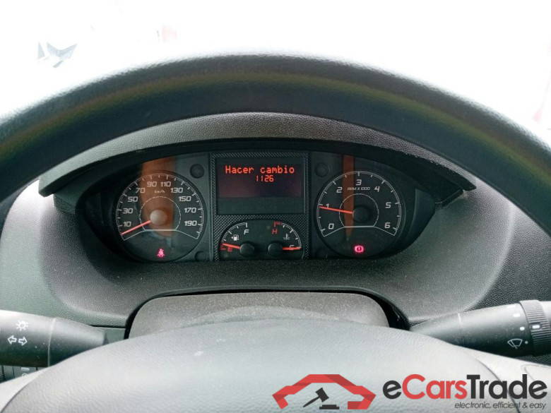 PEUGEOT Boxer / 2014 / 4P / furgón 335 L2 H2 BHDI 103kW (140CV) S&S 6 V. M #4
