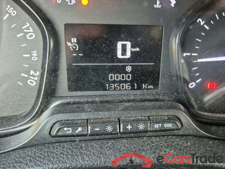 PEUGEOT Expert / 2016 / 4P / furgón Furgón Premium 1.5 BlueHDi 100 Standard (AC) #5