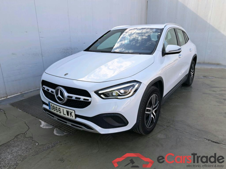 MERCEDES-BENZ GLA / 2020 / 5P / todoterreno GLA 200 D #1
