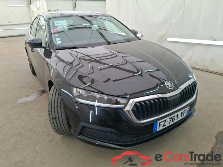SKODA Octavia / 2020 / 5P / Berline 1.4 TSI PHEV iV 204 DSG6e Business #4