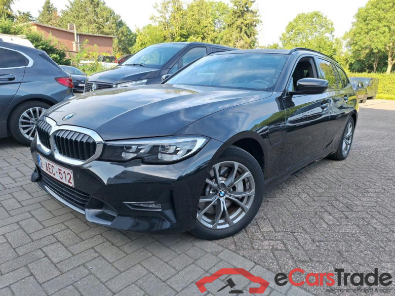 BMW - BMW 3 TOURING 330e 292PK Business Edition Sport & Pack Travel & Business Plus With Heated Vernasca Seats & Driving Assistant Pack * HYBRID * #1