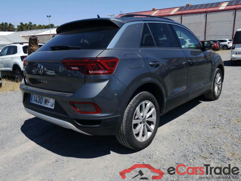 VOLKSWAGEN T-Roc / 2021 / 5P / todoterreno Life 2.0 TDI 110kW (150CV) DSG #2