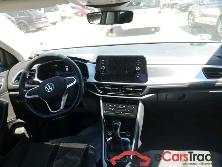 VOLKSWAGEN T-Roc / 2021 / 5P / todoterreno Life 2.0 TDI 110kW (150CV) DSG #3