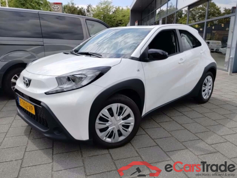TOYOTA Aygo X 1.0 VVT-i MT Play