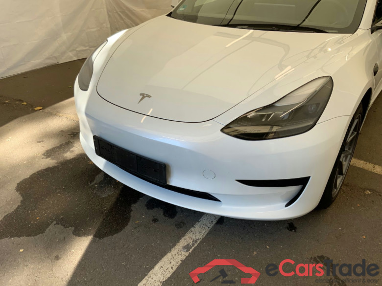 TESLA Model 3 RWD Hinterradantrieb 4d 239kW #4