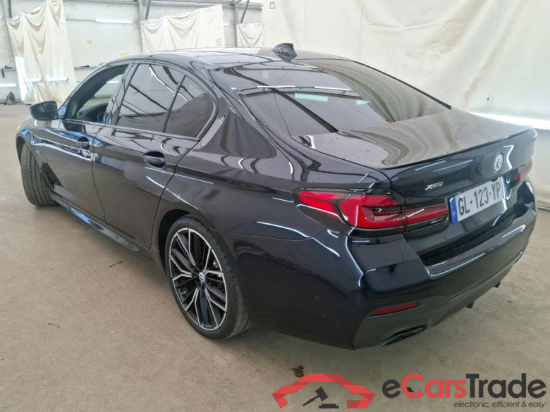 BMW Série 5 / 2020 / 4P / Berline 545e xDrive 394ch M Sport BVA8 #3