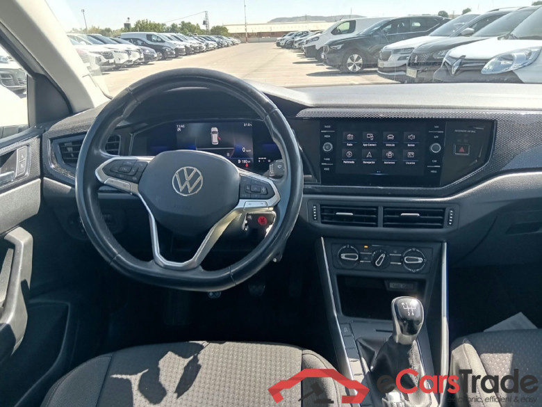 VOLKSWAGEN Polo / 2021 / 5P / berlina con portón Life 1.0 TSI 70kW (95CV) #3