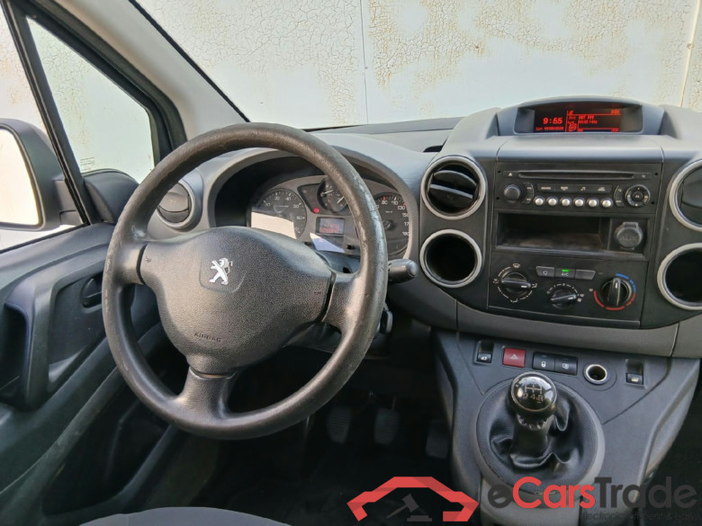 PEUGEOT PARTNER VU 3p 2G furgón derivado de Furgón Confort L1 1.6 BlueHDi 100 #3