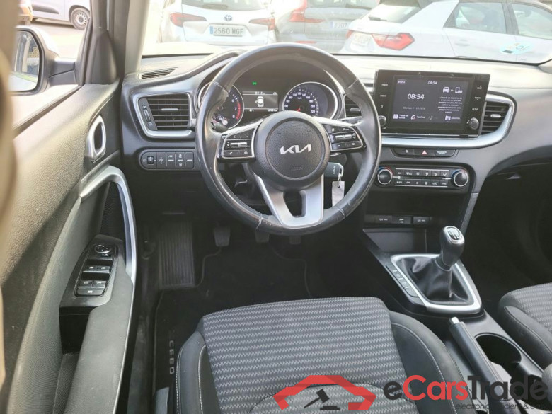 KIA XCeed / 2019 / 5P / todoterreno 1.0 T-GDi Drive 88kW (120CV) #2