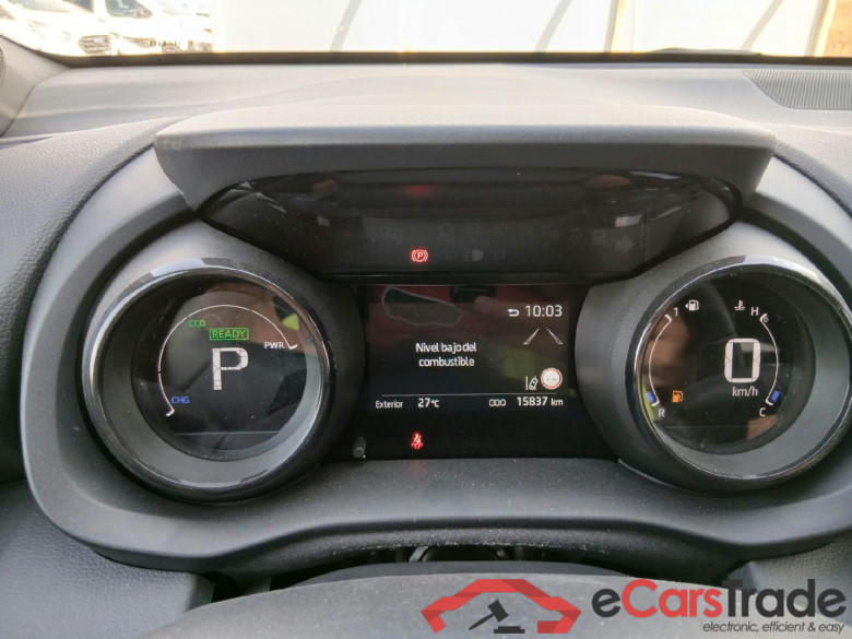 TOYOTA Yaris / 2020 / 5P / berlina con portón 1.5 120H Style #4