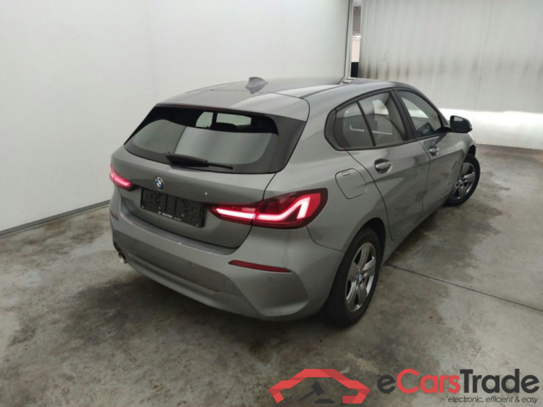 BMW 1 Reeks Hatch 118iA (100 kW) 5d #2