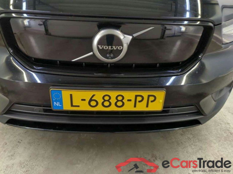 VOLVO XC40 Recharge P8 AWD RDes #4