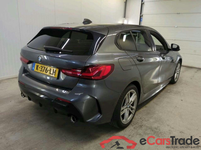 BMW 1-serie 118d High Exec Ed. #2