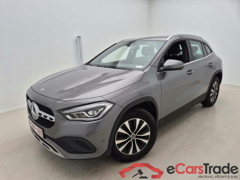 MERCEDES-BENZ GLA 180 BUSINESS SOL. AUT #1