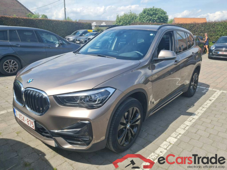 BMW - BMW X1 sDrive18dA 136PK Sport & Pack Business Plus With Dakota Seats & Travel Pack & Park Assist & Camera &  Pano Roof
