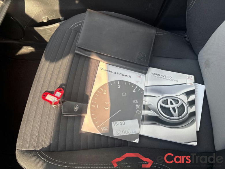 TOYOTA Yaris 74 kW #6