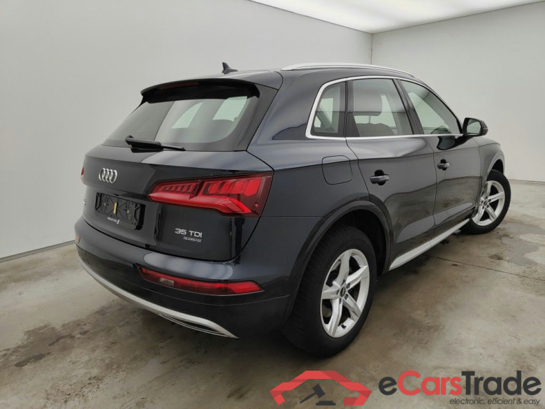 Audi Q5 Business Edition Sport 35 TDI quattro 5d #2
