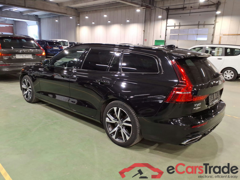 VOLVO V60 - 2018 2.0 T8 AWD PHEV R-Design Geartronic #2