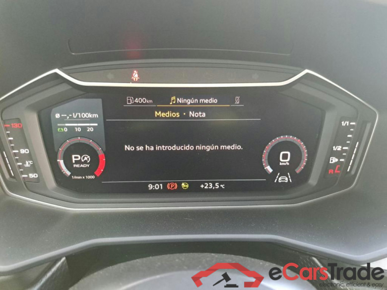 AUDI A1 / 2018 / 5P / berlina con portón Sportback Adrenalin 30 TFSI 81kW S tron(SP) #4