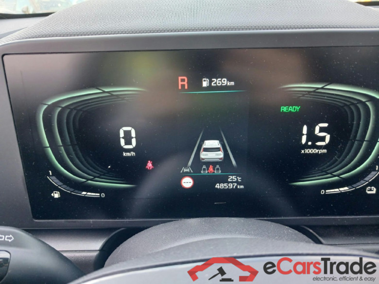 KIA Niro / 2022 / 5P / crossover 1.6 GDi HEV 104kW (141CV) Concept #4
