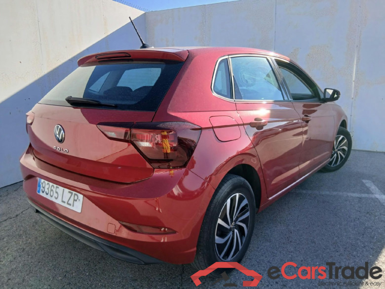 VOLKSWAGEN Polo / 2021 / 5P / berlina con portón Life 1.0 TSI 70kW (95CV) #2
