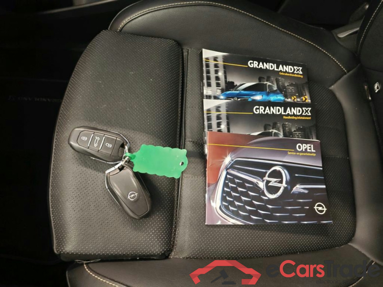Opel Grandland X 1.2 Turbo S&S 96kW Ultimate Auto 5d #4