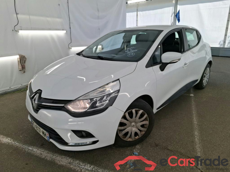 Clio IV Air MediaNav 1.5 dCi 75CV BVM5 E6 #1