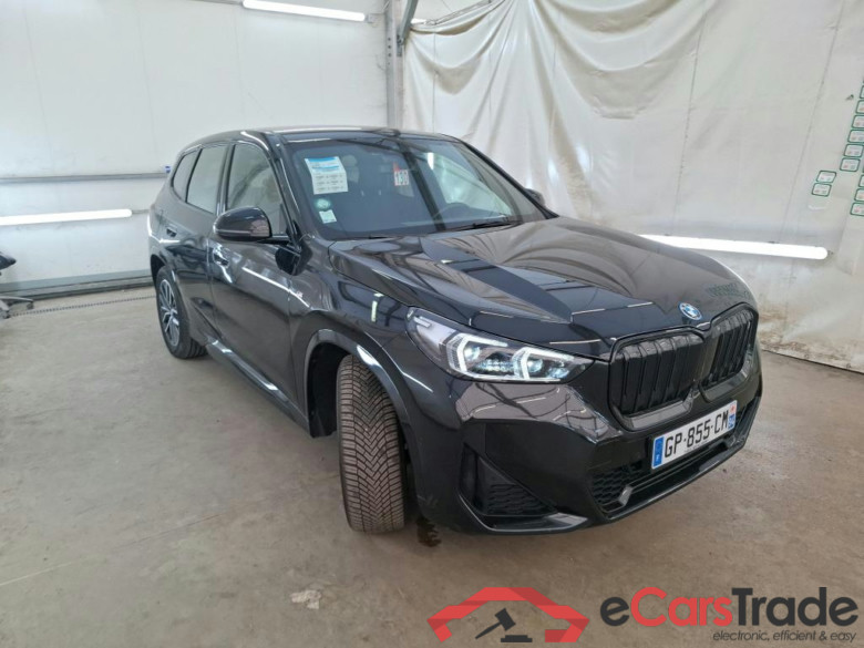 Série iX1 30 xDrive M Sport 64kWh BVA #5