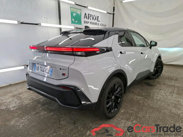 TOYOTA C-HR / 2023 / 5P / SUV 2.0 Hybride 200 GR Sport AWD #3