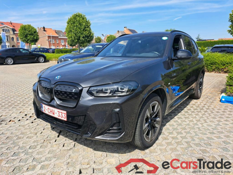 BMW IX3 80KWH AUTO