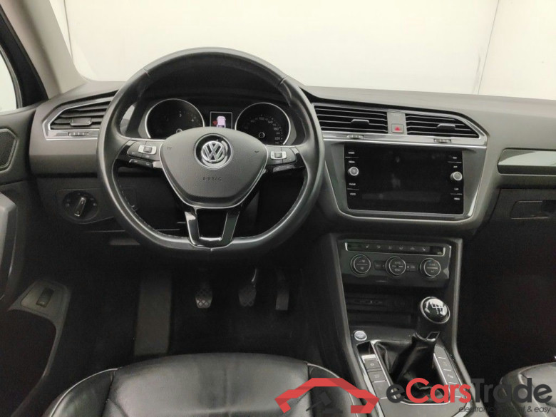 Volkswagen Tiguan Allspace 2.0 TDI SCR Comfortline 5d #6