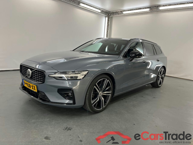 VOLVO V60 2.0 B4 Plus Dark #1