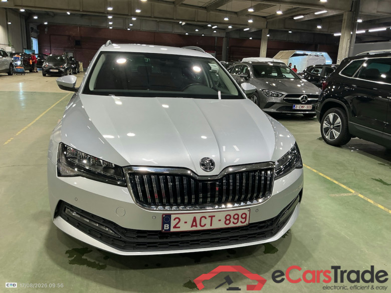 SKODA Superb 2.0 CRTDI 110KW AMBITION #2