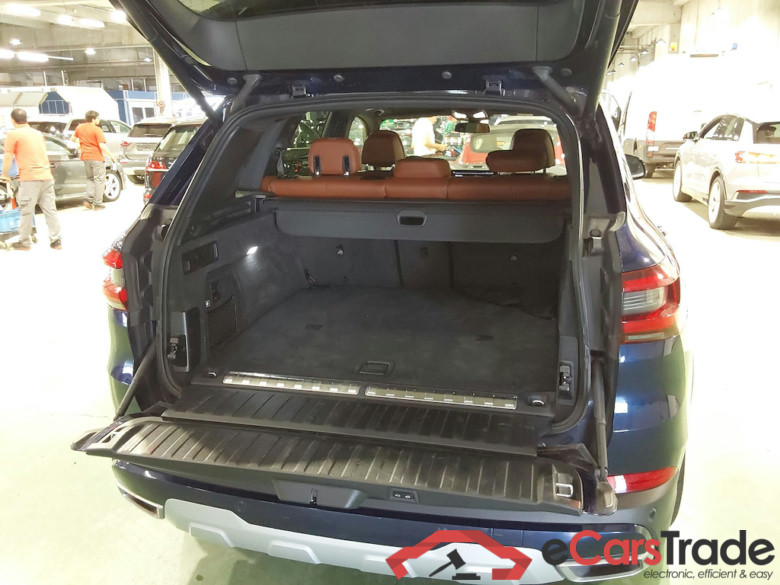 BMW X5 3.0 XDRIVE45E 4WD AUTO #3