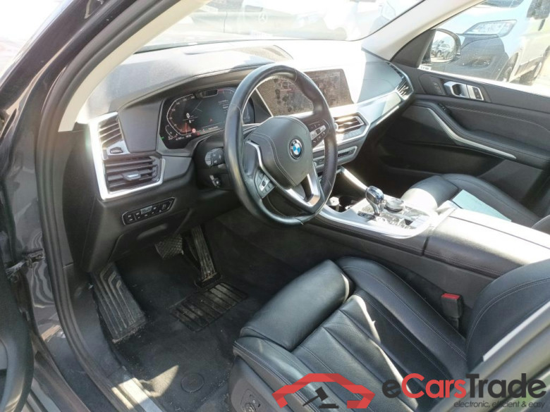 BMW X5 / 2018 / 5P / todoterreno xDrive30d #3