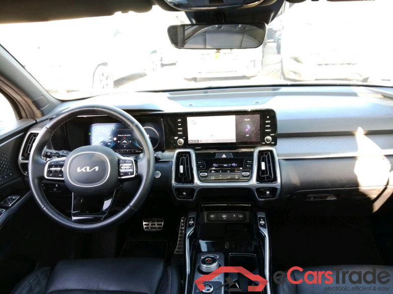 KIA Sorento / 2020 / 5P / todoterreno 1.6 T-GDi HEV Black Edition 4x4 7pl(SP) #3