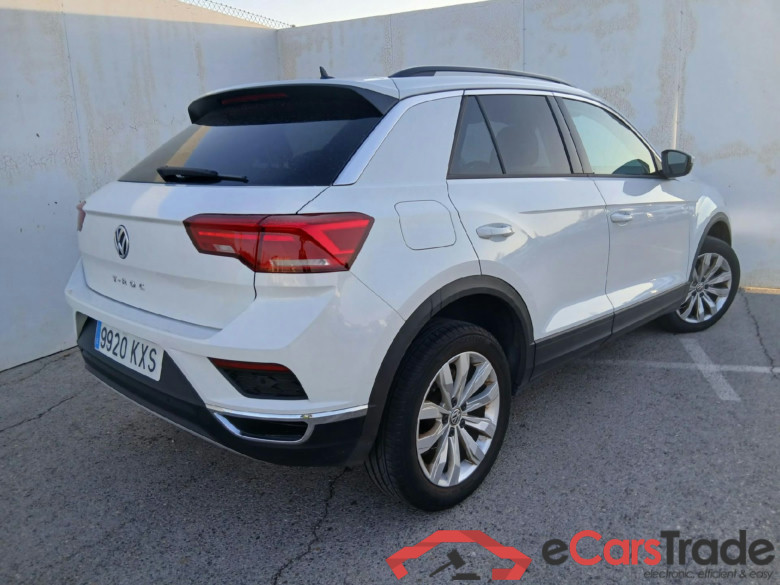 VOLKSWAGEN T-Roc / 2017 / 5P / todoterreno Advance 1.0 TSI 85kW (115CV) #2