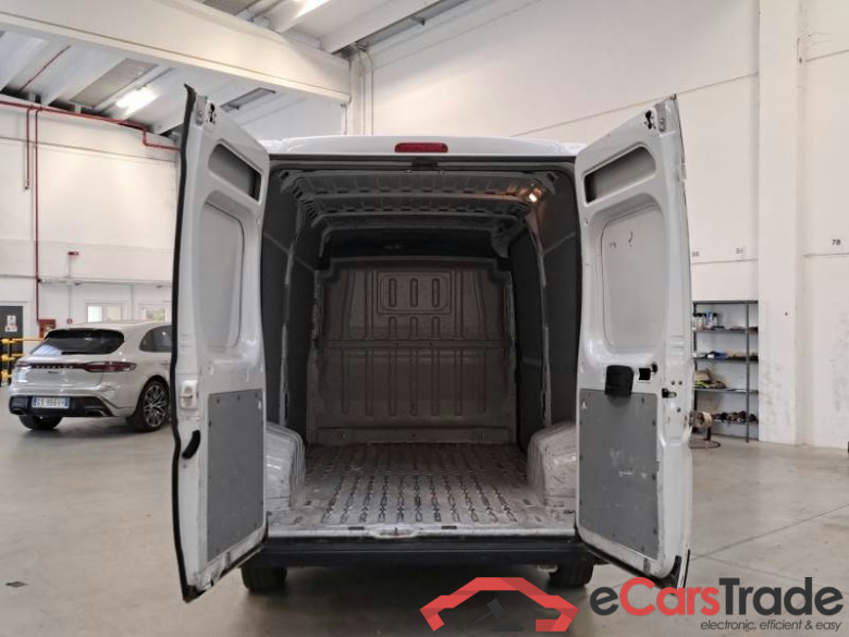 PEUGEOT BOXER / 2014 / 4P / FURGONE 333 L2H2 2.2 BLUEHDI 140CV SeS #5