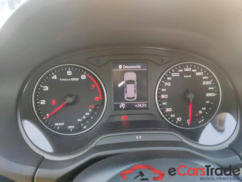 AUDI Q2 / 2016 / 5P / todoterreno Design 30 TFSI 85kW (116CV) (AC) #4