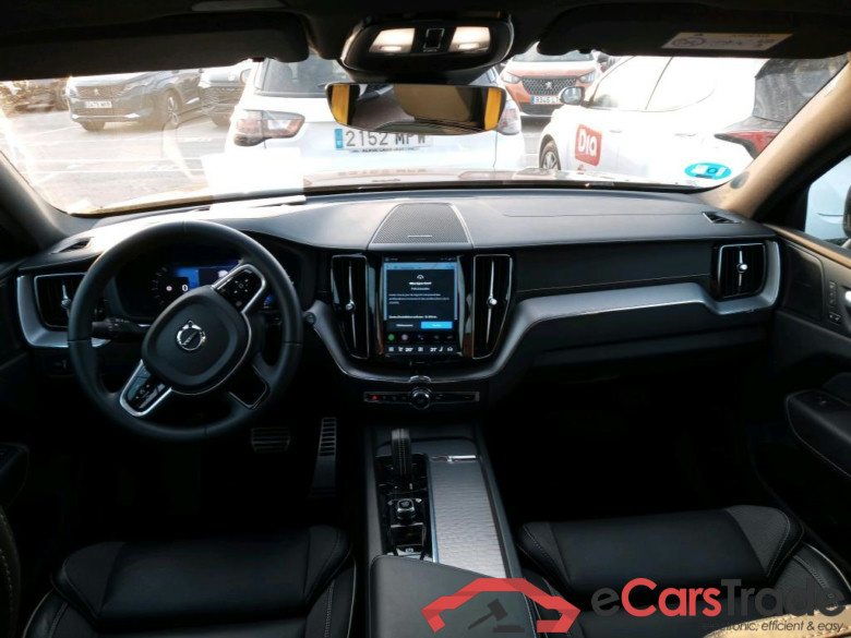VOLVO XC60 2.0 T8 AWD Recharge Polestar Auto #3