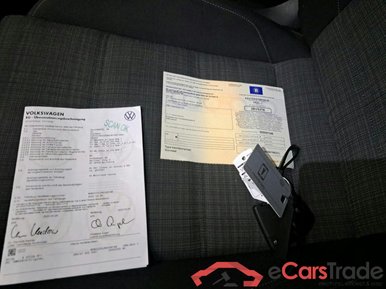 VOLKSWAGEN - VW  PASSAT VARIANT TDI 122PK DSG Style Business & Nav Discover Pro & Winter & Harman Kardon & Electric Towing Hook #4