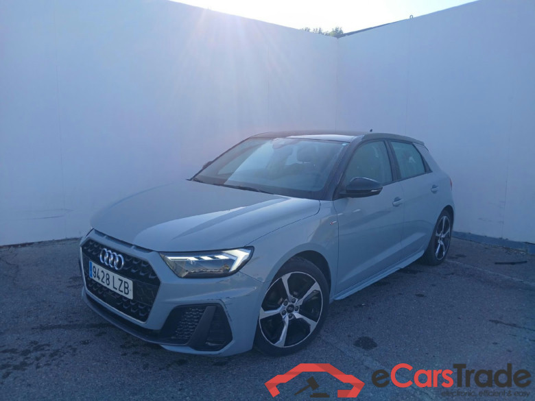 AUDI A1 / 2018 / 5P / berlina con portón Sportback Adrenalin 30 TFSI 81kW S tron(SP) #1