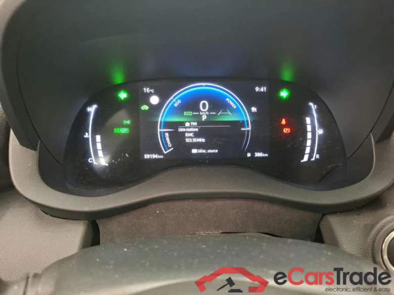 TOYOTA Yaris Cross Hybride / 2021 / 5P / SUV 1.5 HYBRID 116H DESIGN BUSINESS BEYOND #6