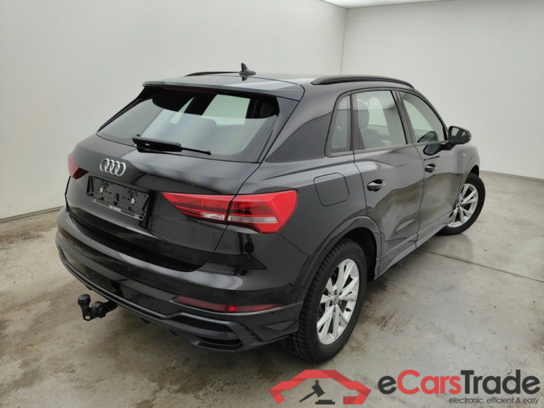 Audi Q3 35 TDI S tronic S line Business Edition 5d #2