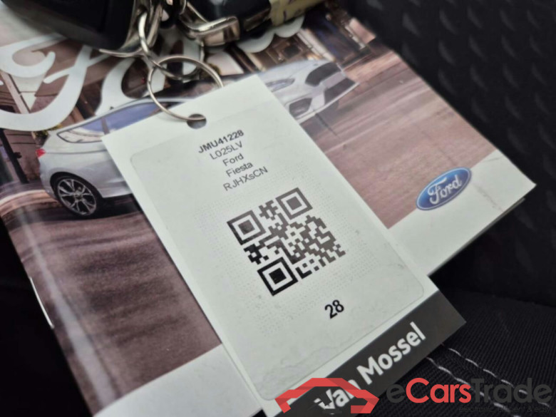 FORD Fiesta 1.0 EcoB. Titanium #4