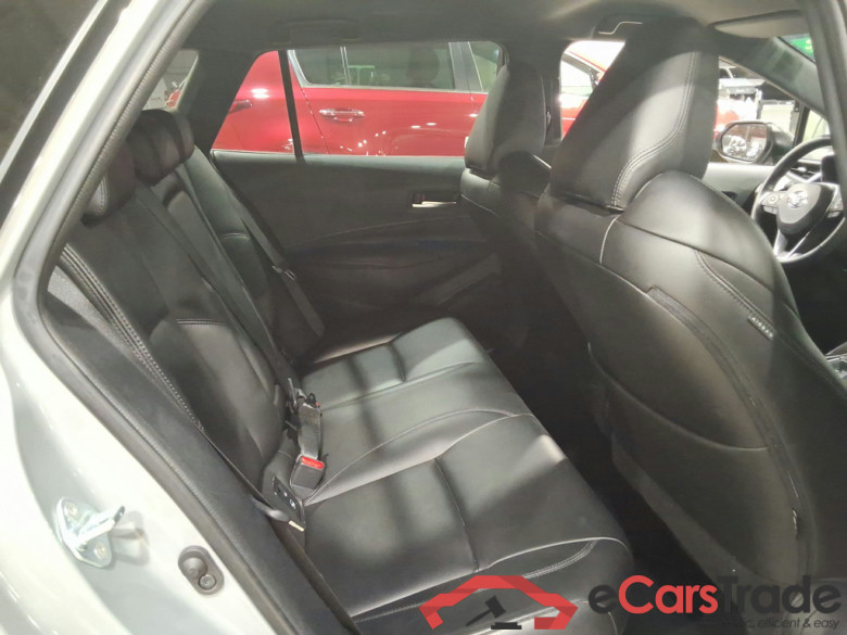 TOYOTA COROLLA TOURING SPORTS 2.0 HEV STYLE E-CVT #5