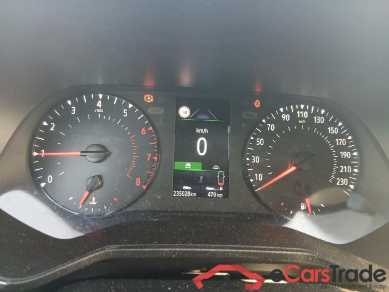 RENAULT Clio / 2019 / 5P / berlina con portón Business SCe 53 kW (72CV) #4